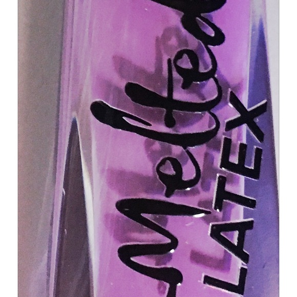 Lipstick, lip gloss - Picture 1 of 2